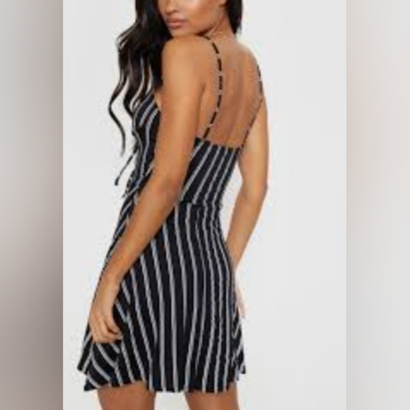 Material Girl Duo-2 Style Blk/White Striped Flair Skater Dress Size L - Picture 3 of 13